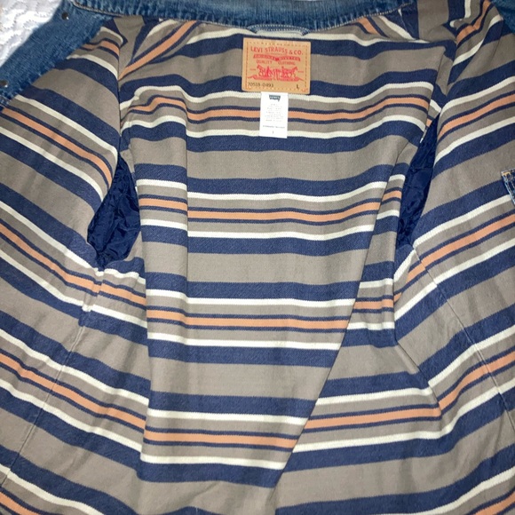 LEVI’S EXCEPTIONAL!! VINTAGE NWOT TRUCKER JACKET - Picture 4 of 8